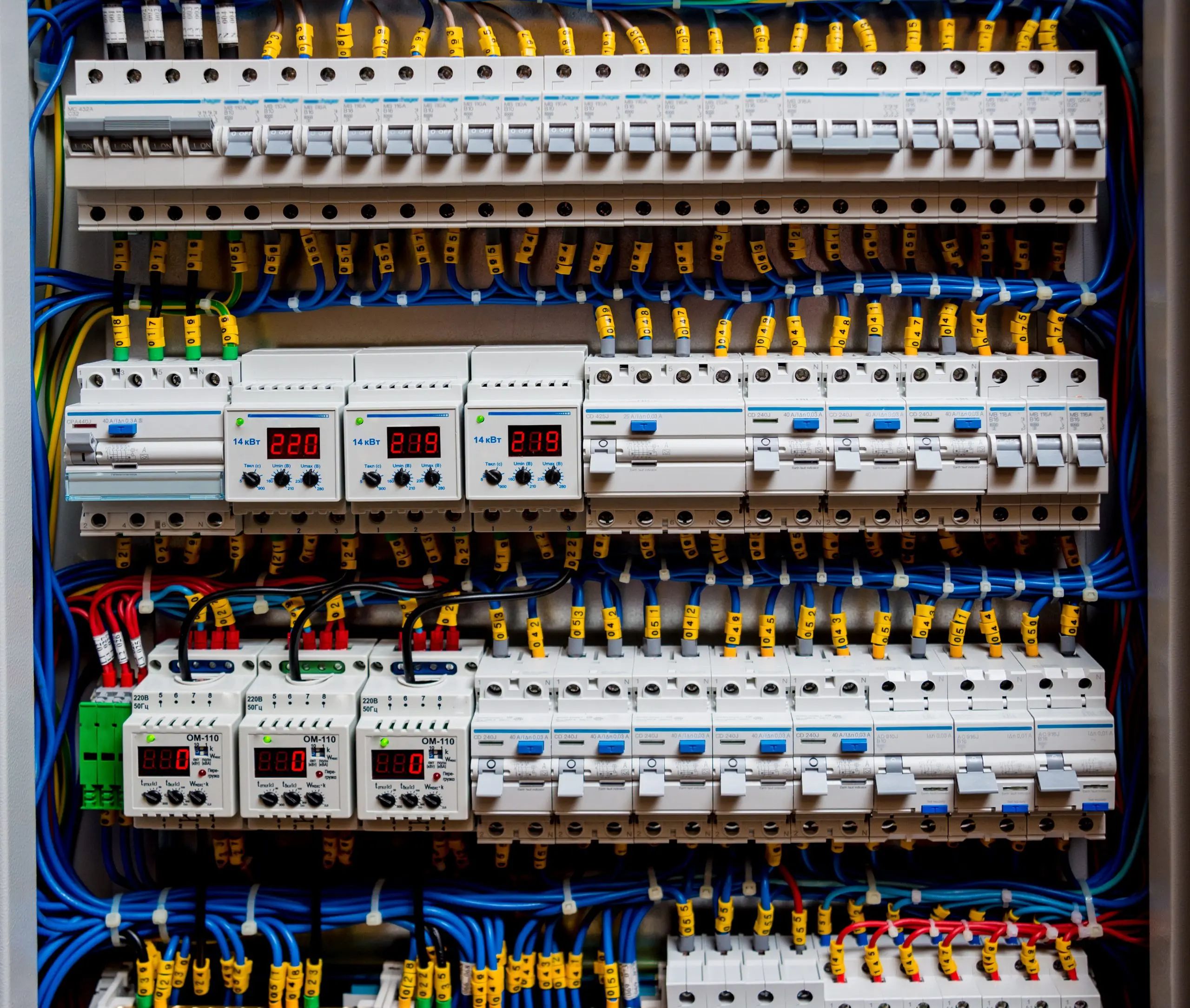 Sell Circuit breakers In Sacramento CA