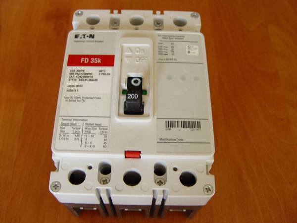 Sell Circuit breakers Lowa