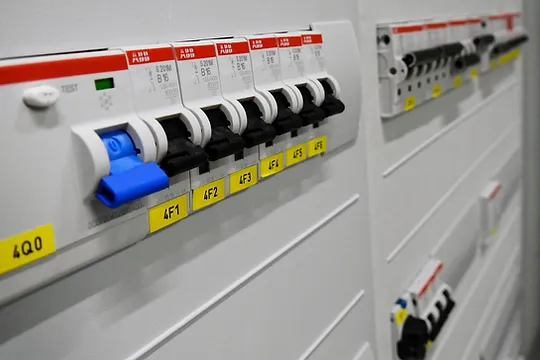 Sell Circuit breakers Maryland