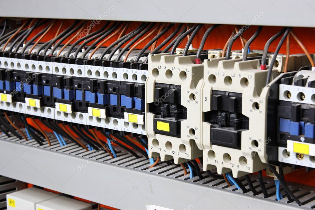 Sell electrical surplus in St Louis MO